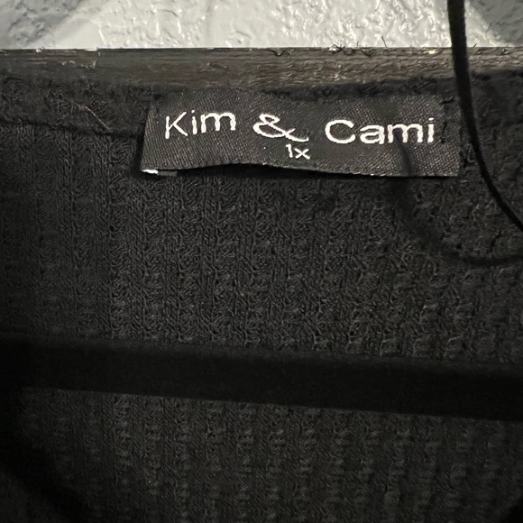 Kim & Cami Black Tie Front Blouse - Picture 7 of 7